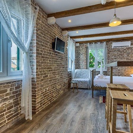 Charming Studio Apartment Split Buitenkant foto