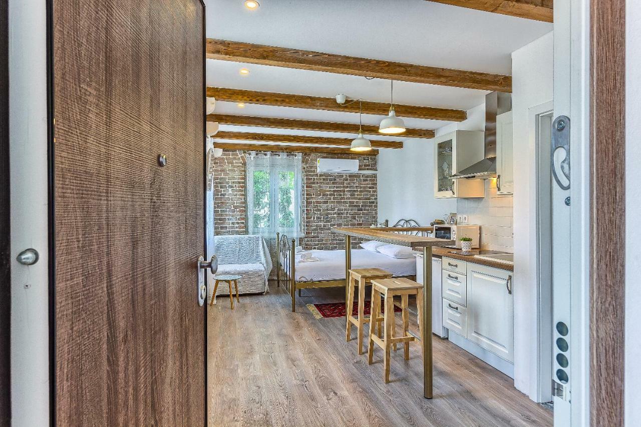 Charming Studio Apartment Split Buitenkant foto